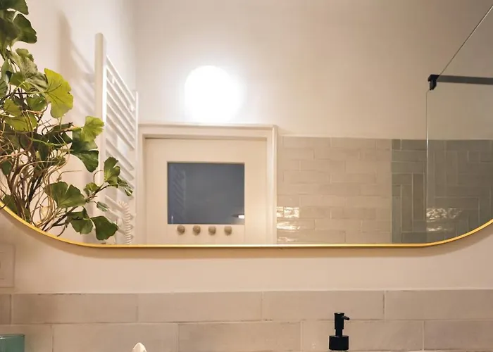 Chic & Cosy Dob Street Hidden Gem 부다페스트